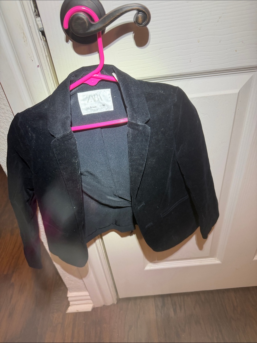 Zara Black Cropped Velvet Blazer